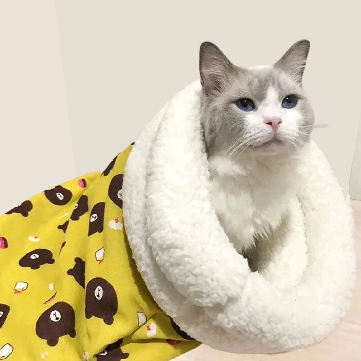 CatCocoon™ – Geborgenes Schlafnest für Katzen